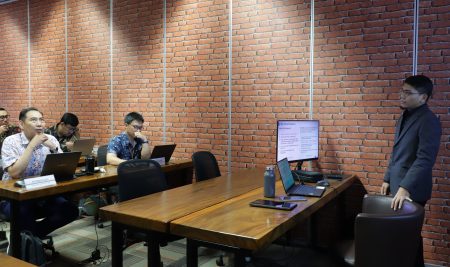 Panduan Text Mining dari Akses Data hingga Analisis Sentimen